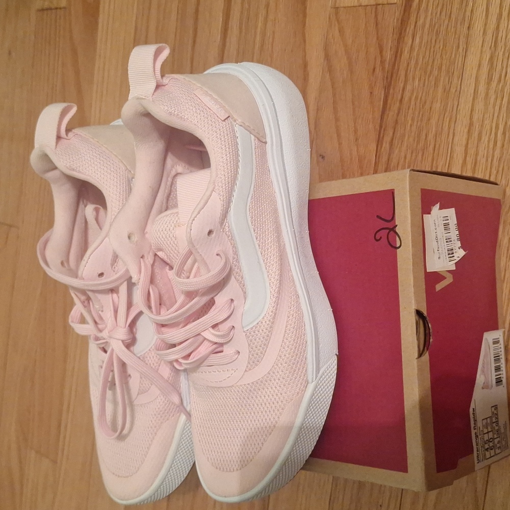 Pink van tennis shoes size 6
